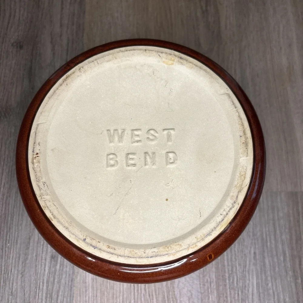 West‎ Bend Bean Pot Stoneware with Metal Lid Brown Glazed 2 QT 1950s USA Vintage